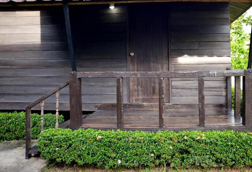 بانگلوی لوکس, Chanpraya Resort