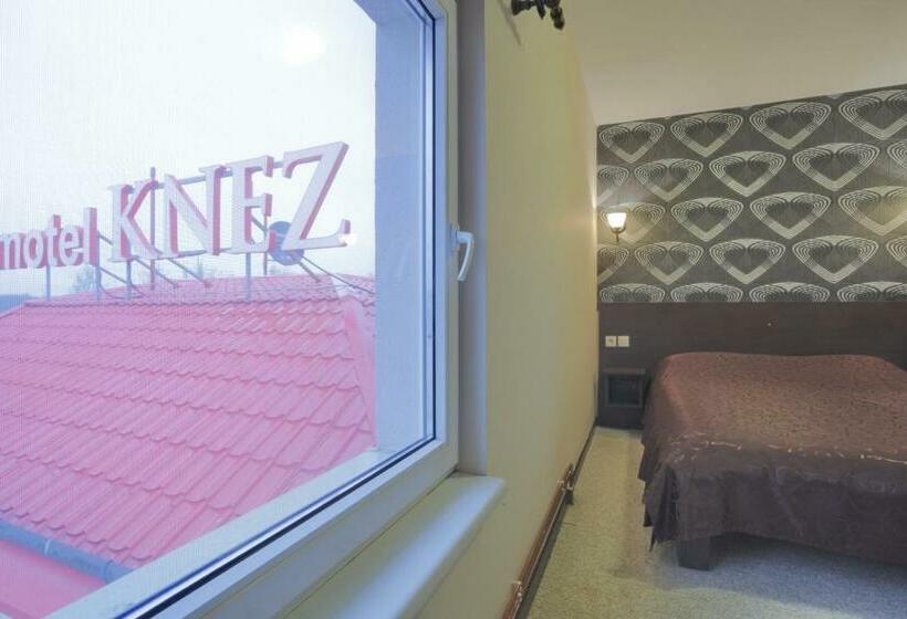 اتاق استاندارد, Motel Knez