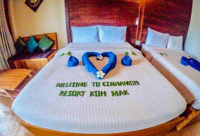 标准房带园景, The Cinnamon Art Resort And Spa