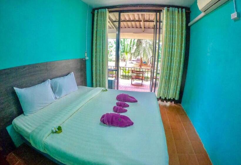 이코노미 룸, The Cinnamon Art Resort And Spa