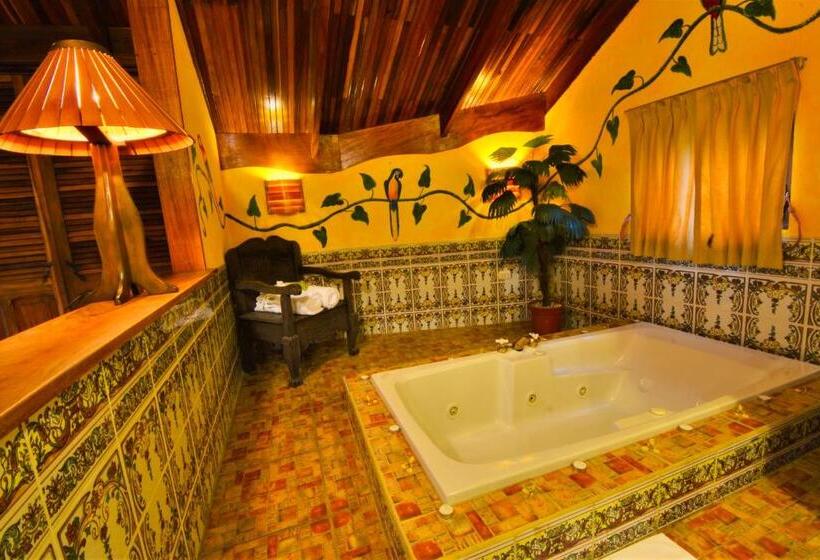 スーペリアースイート, La Mansion Inn Arenal