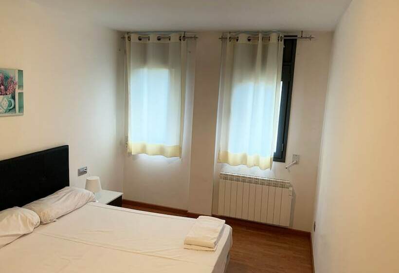 آپارتمان 2 خوابه, Apartamentos Canillo Les Moles 3000