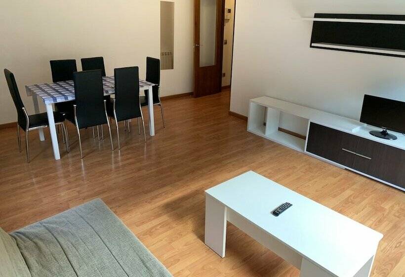 آپارتمان 2 خوابه, Apartamentos Canillo Les Moles 3000