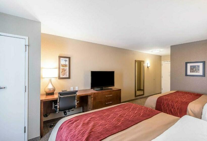 Номер Стандарт, Comfort Inn & Suites Sidney I 80