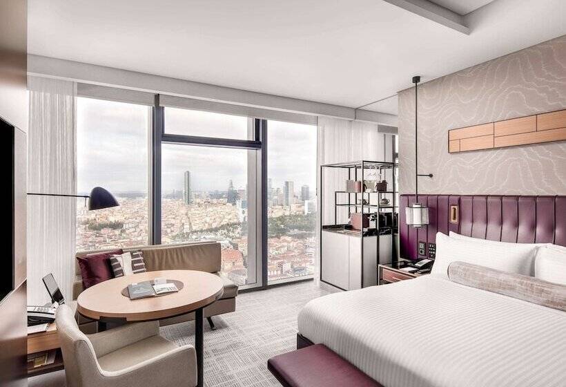 Standard Room, Fairmont Quasar Istanbul
