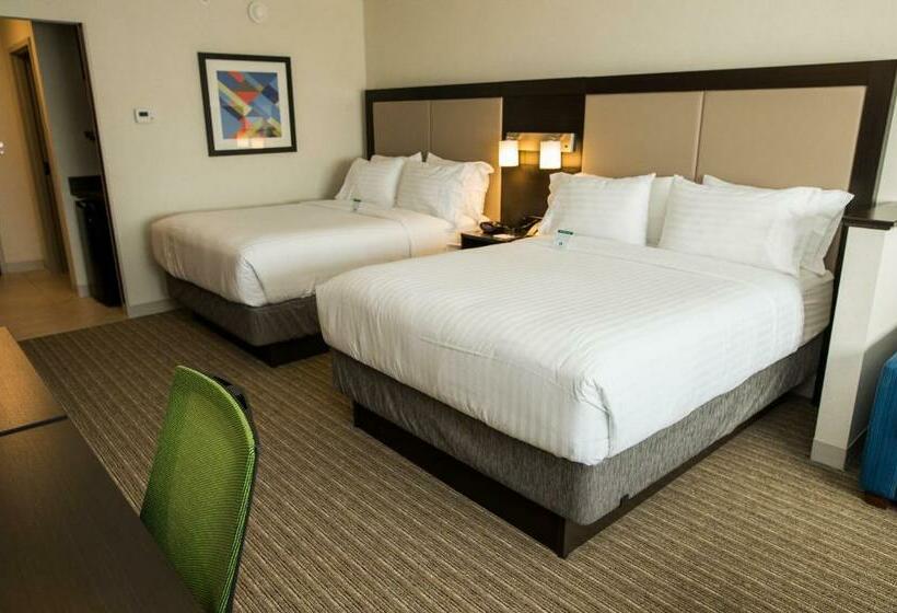 Люкс Адаптированный для Инвалидов, Holiday Inn Express & Suites   Marietta, An Ihg