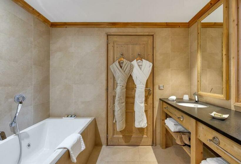 Люкс Дюплекс, Hôtel L Hélios