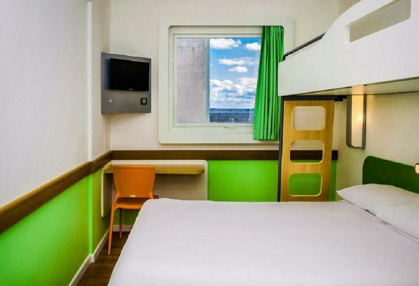 Номер Стандарт Трехместный, Ibis Budget Brignoles Provence