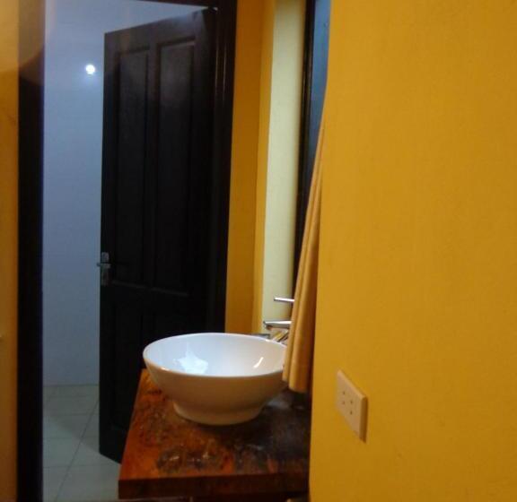 اتاق استاندارد سه نفره, Mai Chau Nature Lodge   Hostel