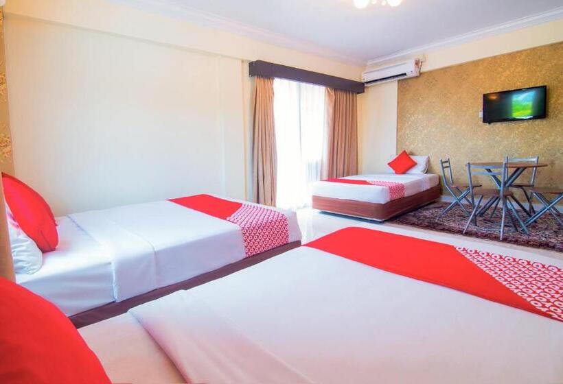 Family Suite, OYO 528 Sea Princess Hotel
