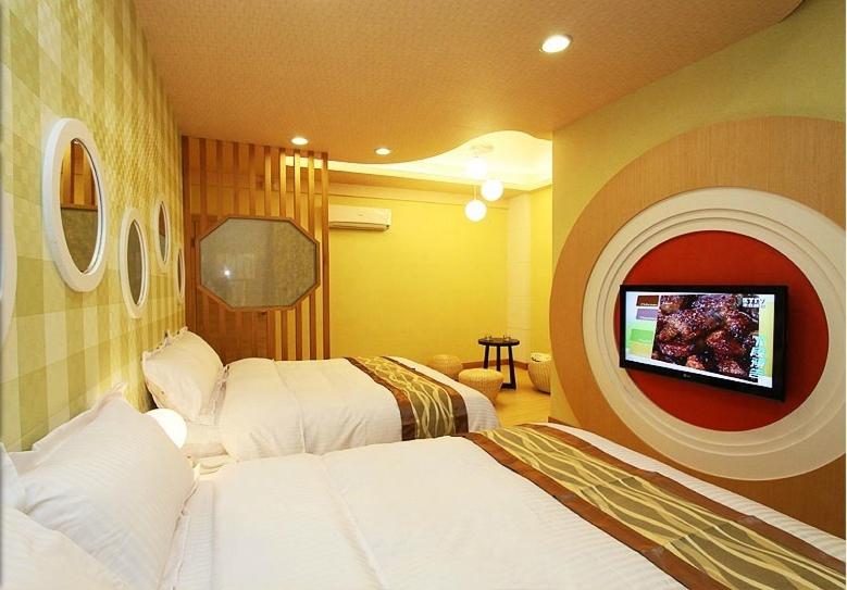 اتاق استاندارد چهار تخته, Zhuyuan Ju B&b