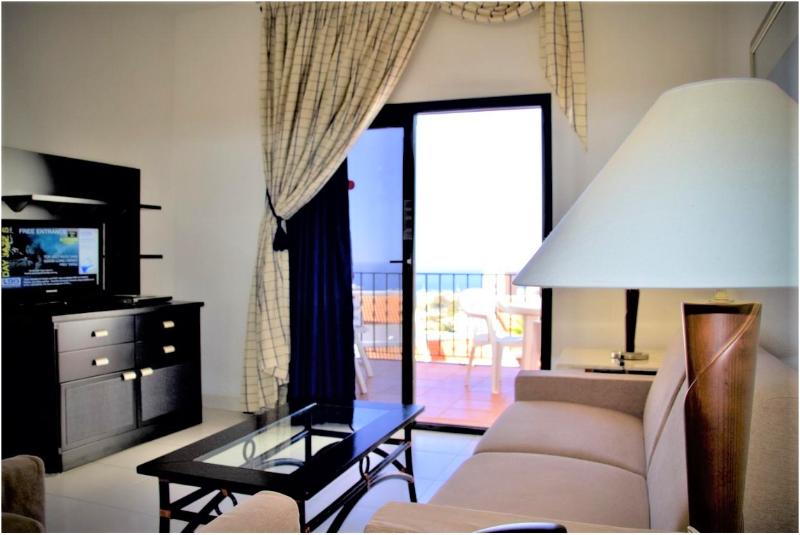 Апартаменты 2 Спальни, Beverly Hills Heights   Excel Hotels & Resorts