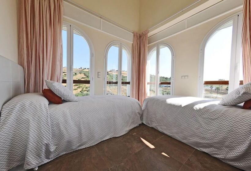 Apartamento 4 Quartos, Mnar Castle
