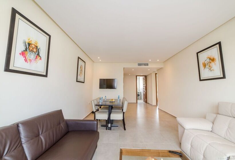 Apartamento 3 Quartos Vista Mar, Mnar Castle