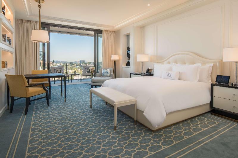 Superior Room with Terrace, Waldorf Astoria Beverly Hills