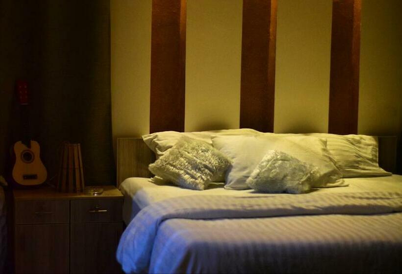 اتاق لوکس, Lexus Grand Hotel, Islamabad
