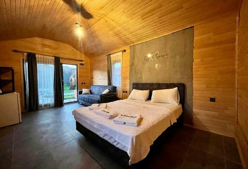 Апартаменты 1 Спальня, Nature Escape Rustic Bungalow With Backyard In Kas
