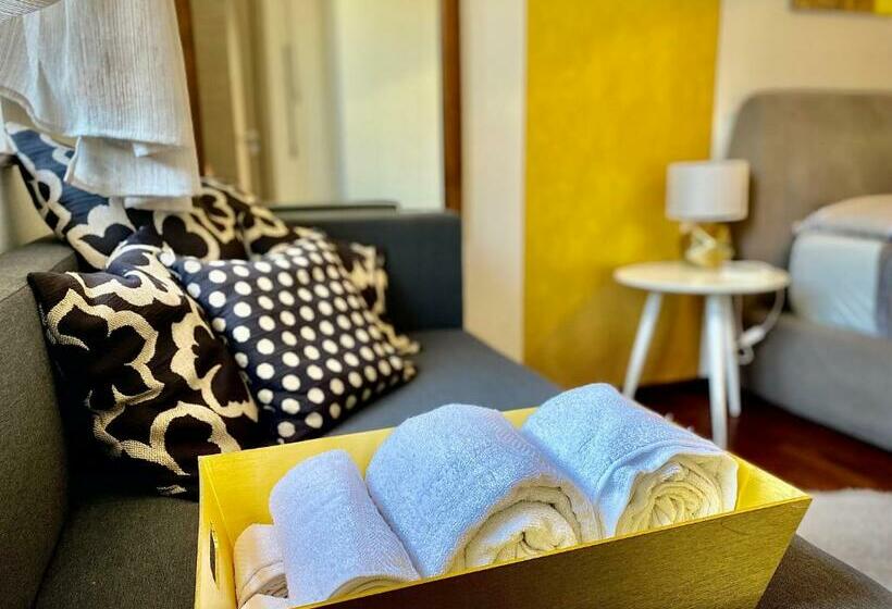 اتاق لوکس سه تخته, Golden Suite Marta Malpensa Milano Laghi