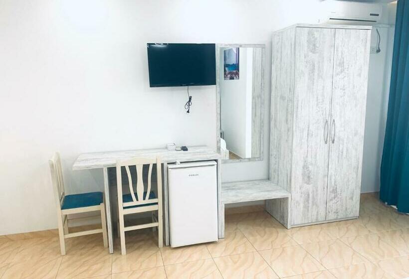 Номер Стандарт Трехместный, Lakaj