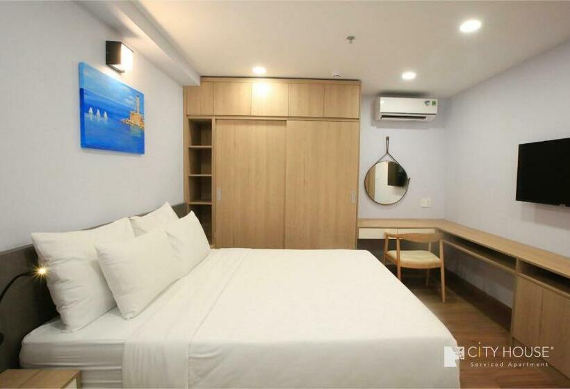 استودیوی استاندارد, Cityhouse   Lighthouse Sg