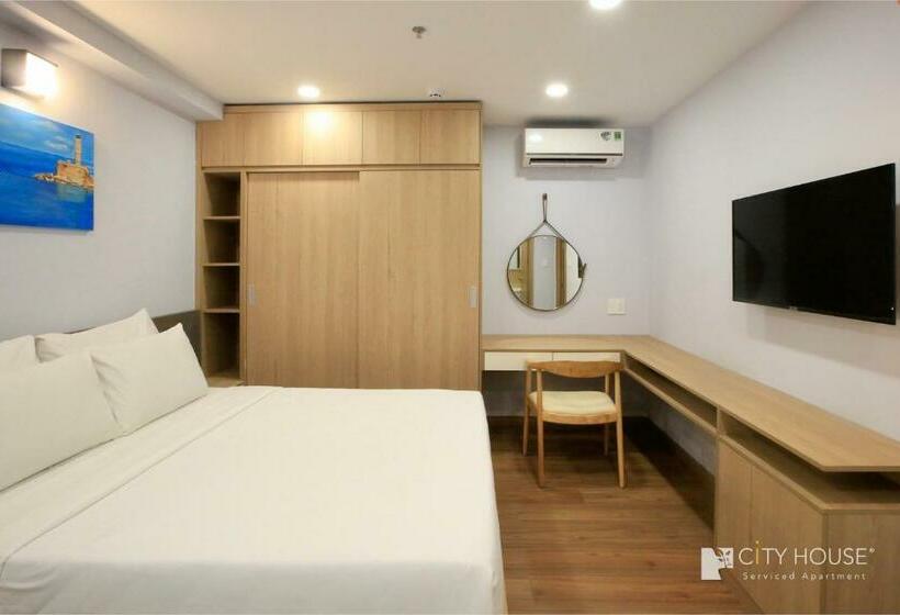 استودیوی استاندارد, Cityhouse   Lighthouse Sg