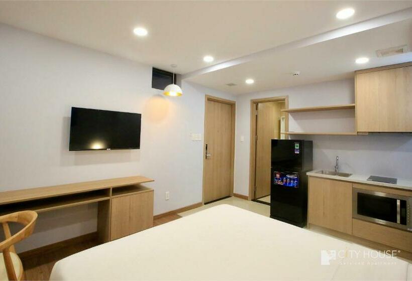 استودیوی استاندارد, Cityhouse   Lighthouse Sg