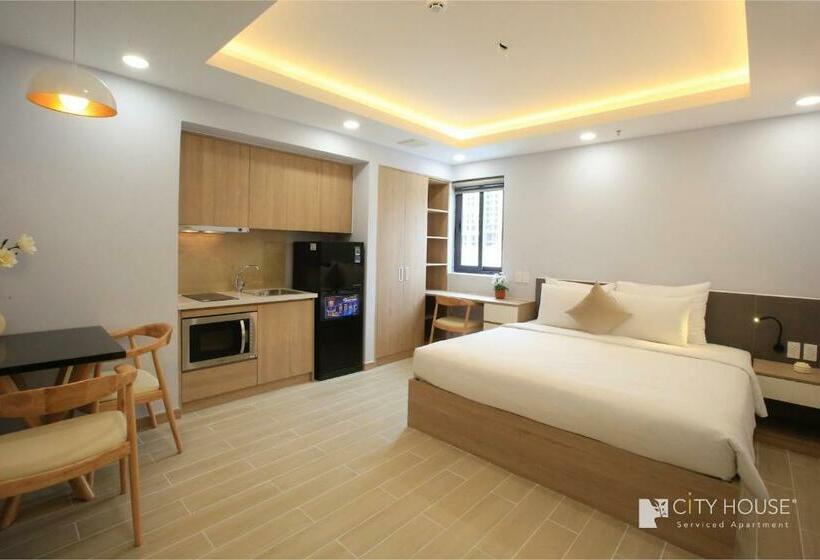 استودیوی سوپریور, Cityhouse   Lighthouse Sg