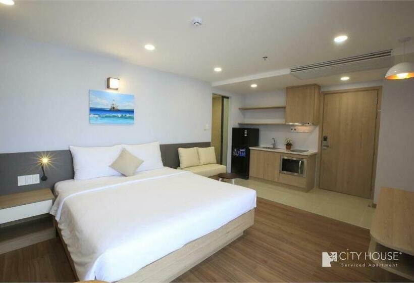 استودیوی لوکس, Cityhouse   Lighthouse Sg