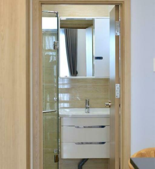 استودیوی لوکس, Cityhouse   Lighthouse Sg
