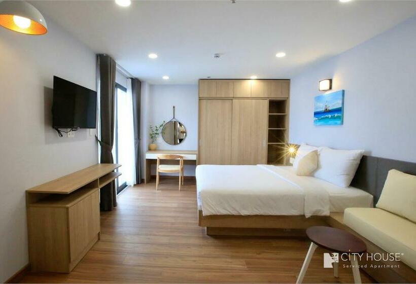 استودیوی لوکس, Cityhouse   Lighthouse Sg