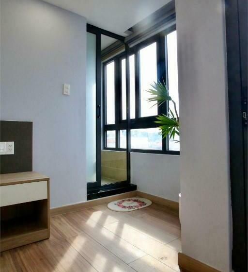 استودیوی لوکس, Cityhouse   Lighthouse Sg