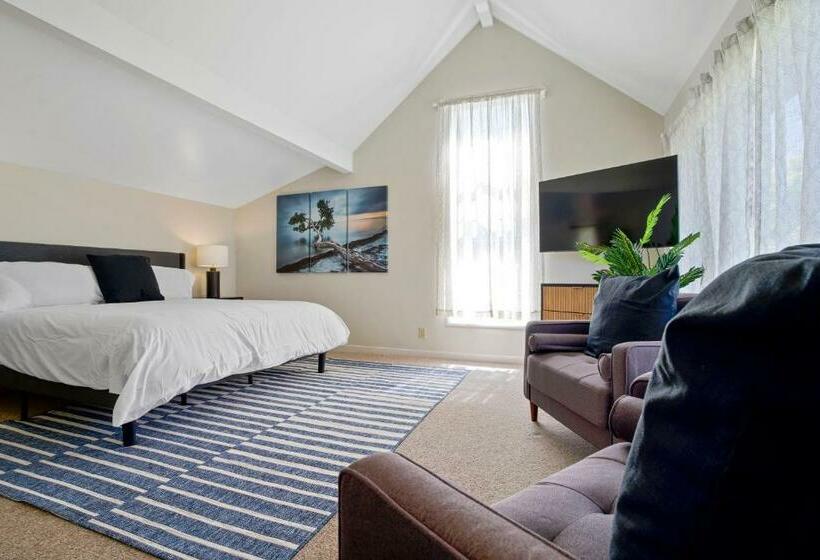 Стандартный Номер Кровать Кинг, Mendo Bungalow
