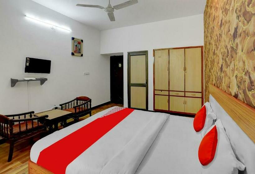 Трехместный Номер Классика, Oyo Flagship 81457 Hotel Bibo Hill View