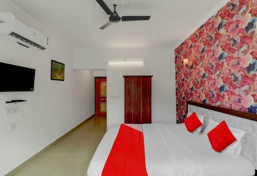 Трехместный Номер Классика, Oyo Flagship 81457 Hotel Bibo Hill View
