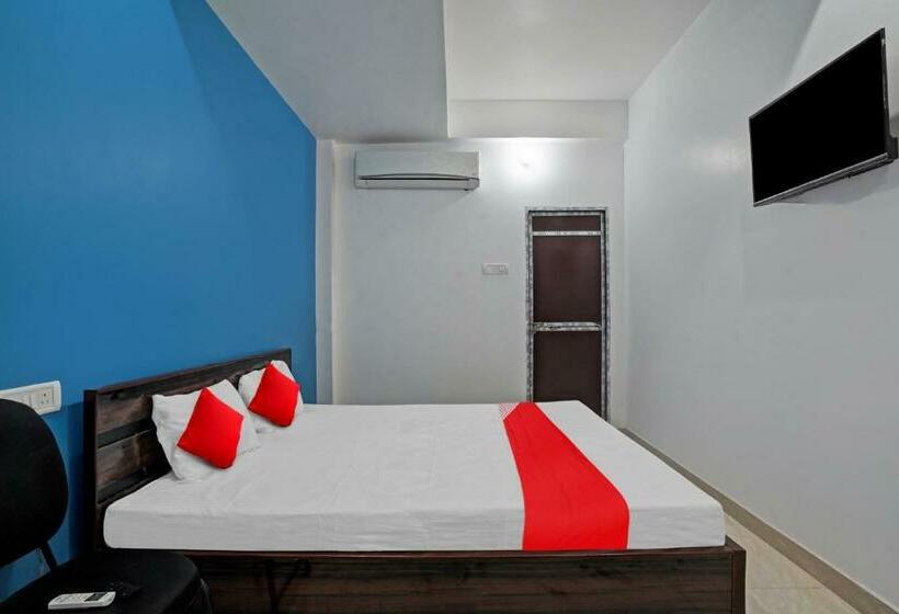 Трехместный Номер Классика, Oyo Flagship Hotel Sun City