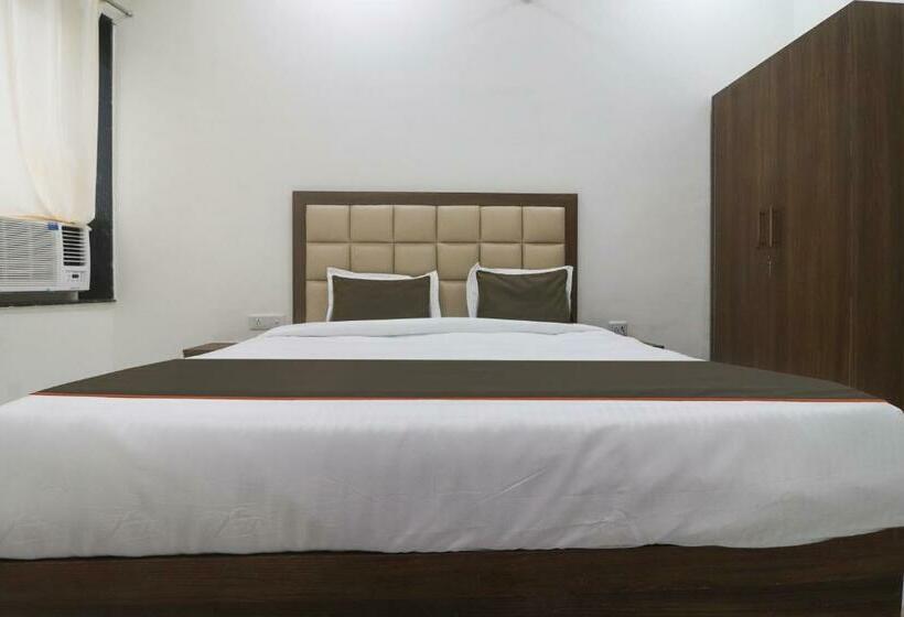 Quarto Triplo Clássico, Collection O Hotel Shailly Inn Star