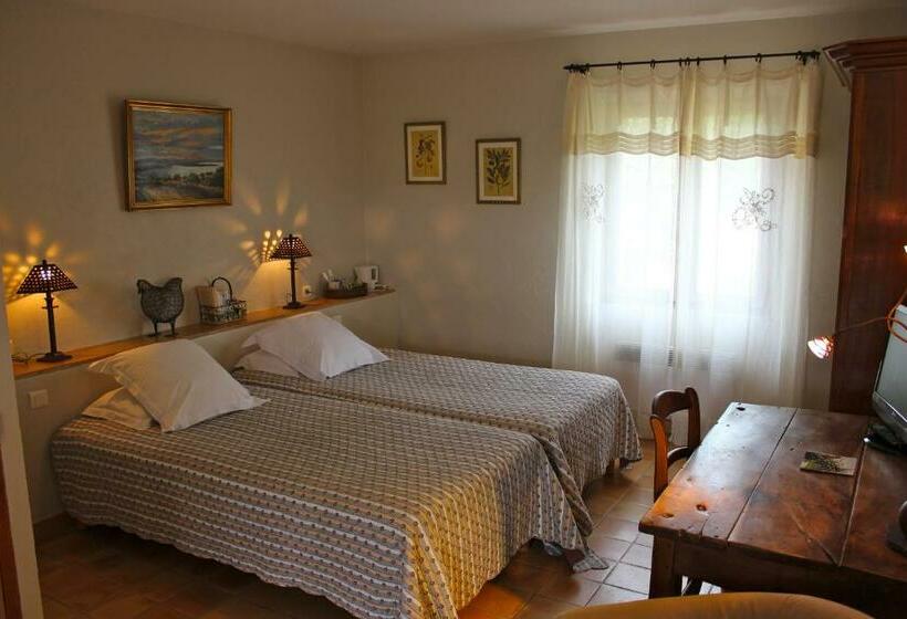 اتاق استاندارد, B&b La Badelle