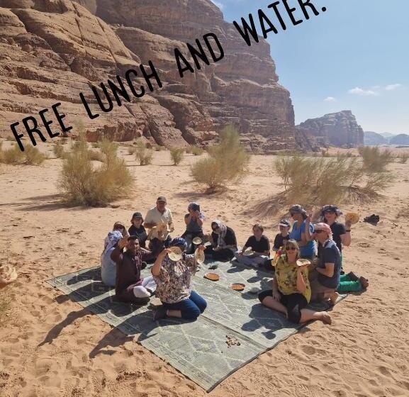 اتاق لوکس, Sky Light Wadi Rum