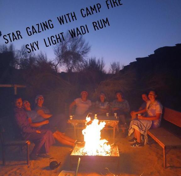 اتاق استاندارد سه نفره, Sky Light Wadi Rum