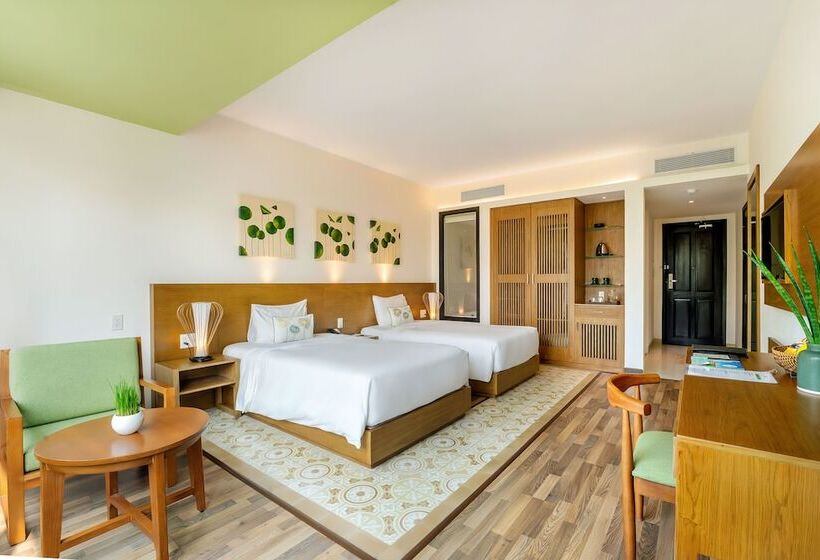اتاق سوپریور با چشم‌انداز شهر, Lasenta Boutique Hotel Hoian