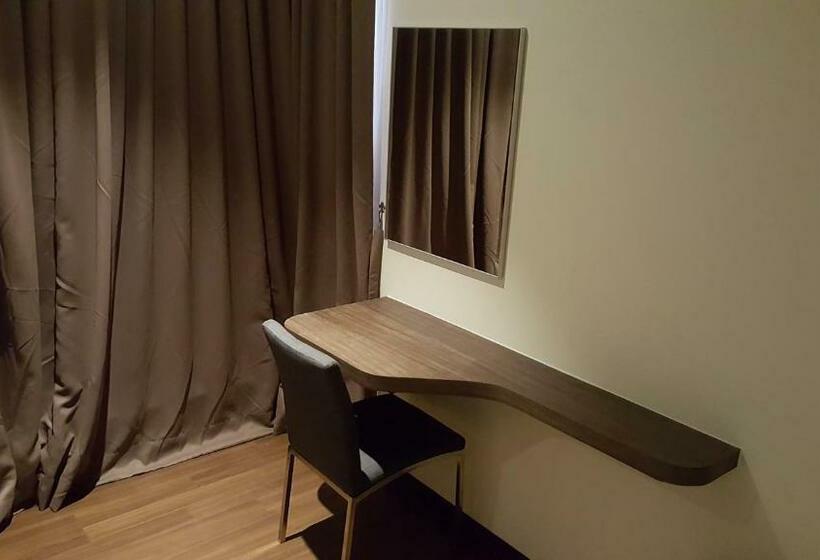 Номер Deluxe, 9 Square Hotel   Bangi