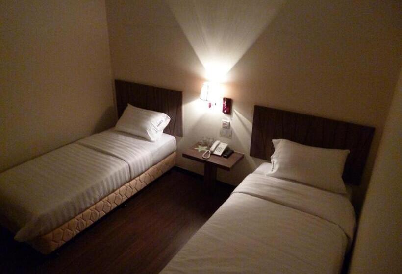 Номер Deluxe, 9 Square Hotel   Bangi