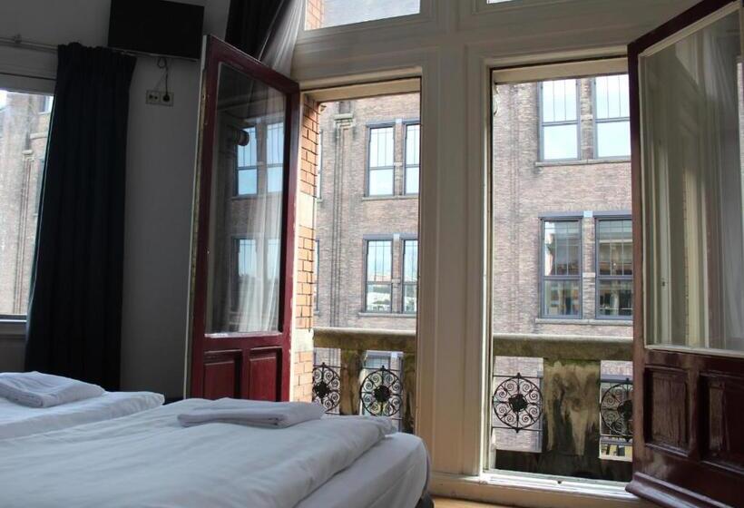 Quarto Deluxe, City