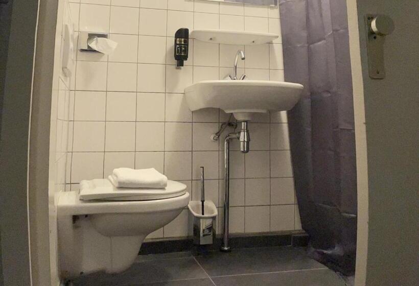 Quarto Familiar, City