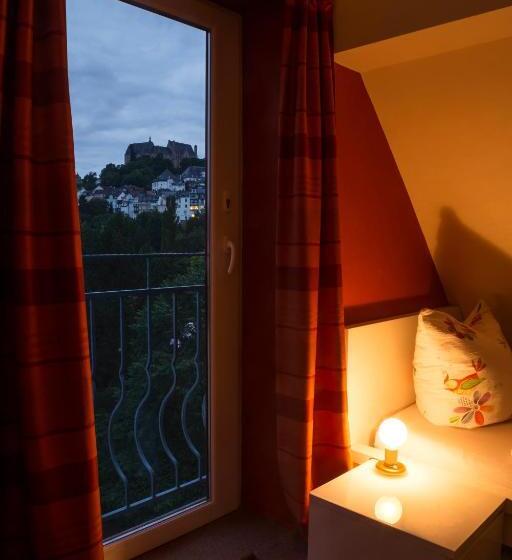 수피리어 룸, Haus Müller