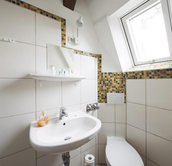 수피리어 룸, Haus Müller