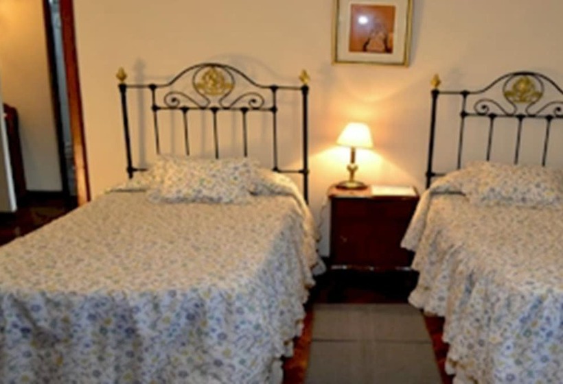 스탠다드 트리플 룸, Hostal El Cerrito