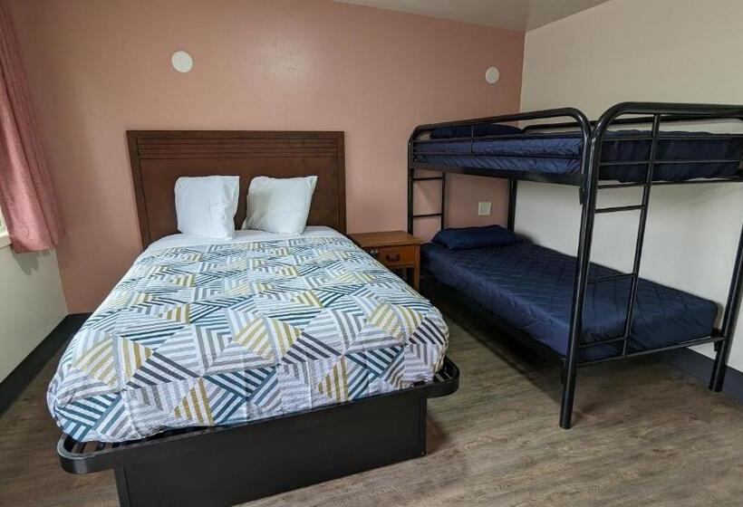 Quarto Familiar, Portland Value Inn
