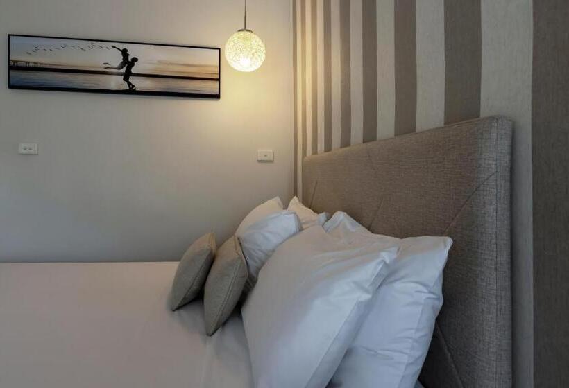 스탠다드 룸, Rosebud Motel