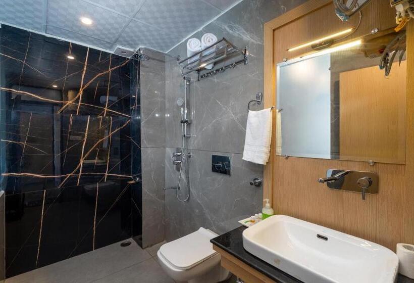 اتاق استاندارد با تخت بزرگ, Buddha S Abode  Best Hotel In Mcleodganj Main Market